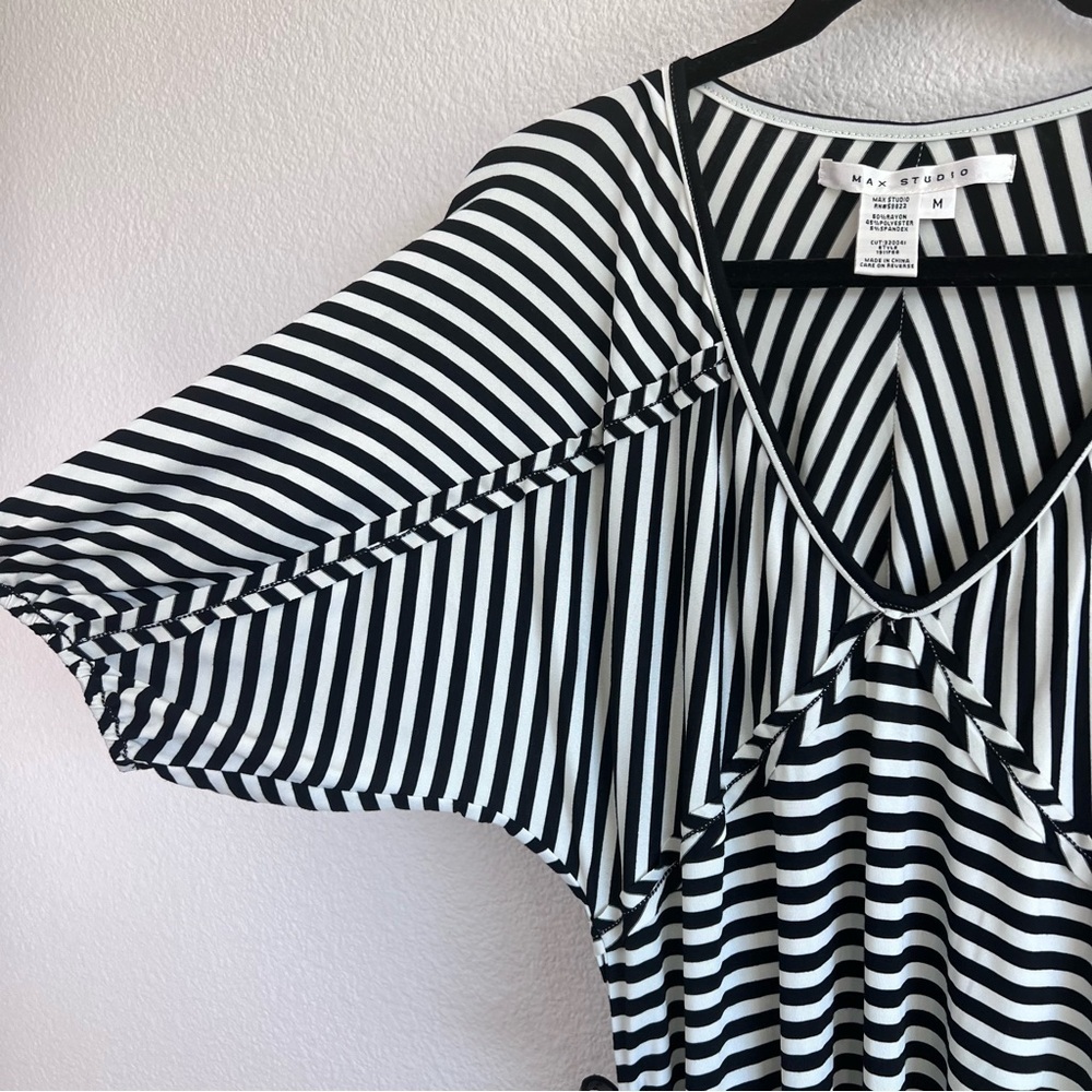 Max‎ Studio Women’s Striped V-Neck Dolman Sleeve Belted Dress - Picture 7 of 14